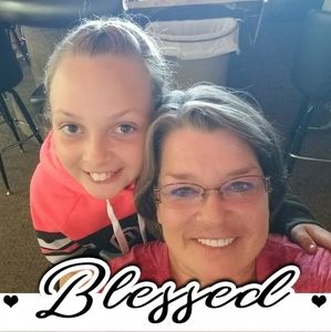 Meet your Posher, Melanie